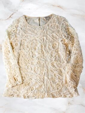 ECI New York Cream 3D Floral Rosette Lace Top - Pearl Button Cuffs - Size M